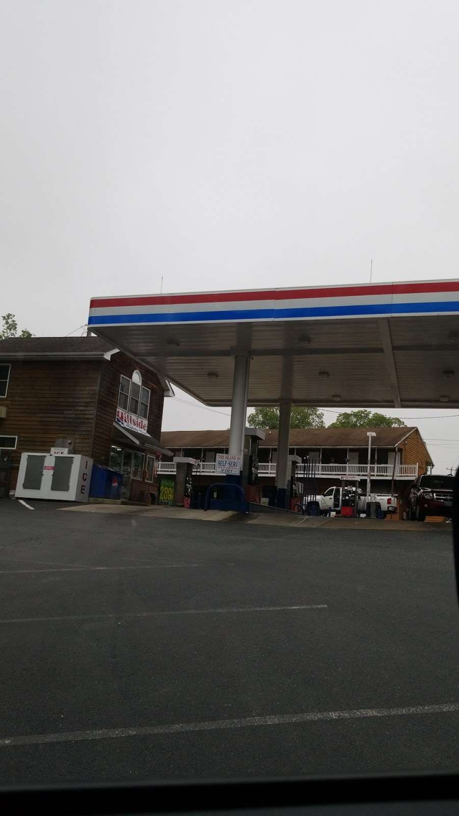 Hillside Quick Serve Gas Station & Motel | 2630 Centreville Rd, Centreville, MD 21617, USA | Phone: (410) 758-2270