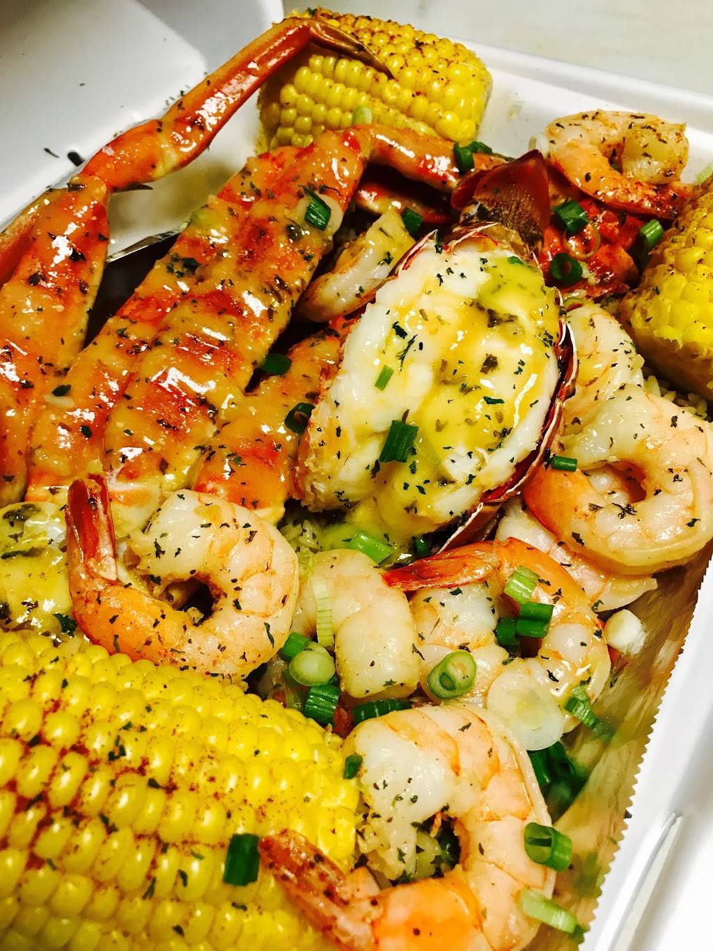 Bailey Seafood | 3316 Bailey Ave, Buffalo, NY 14215, USA | Phone: (716) 833-1973