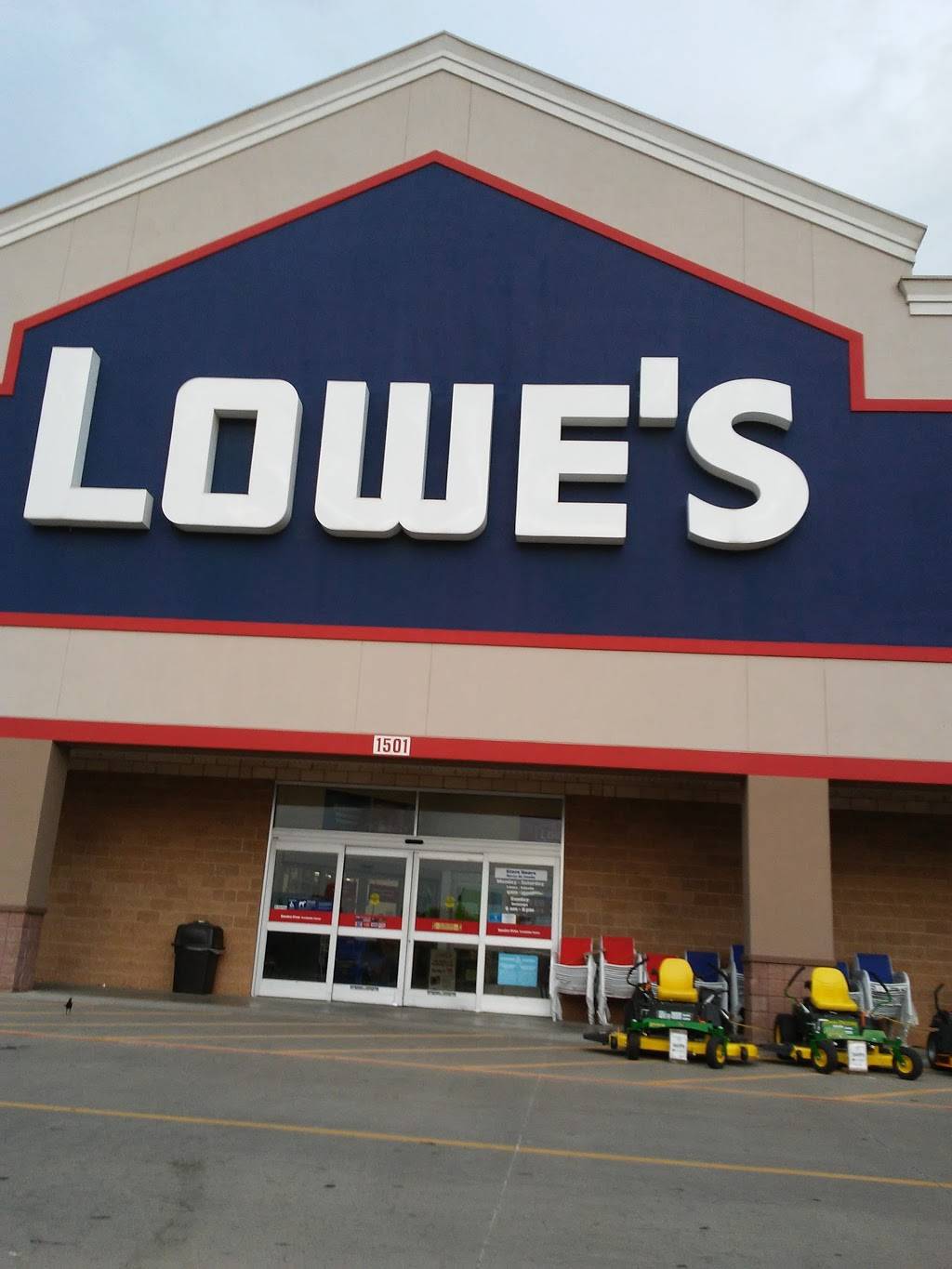 Lowes Home Improvement | 1501 S I-35 Service Rd, Moore, OK 73160, USA | Phone: (405) 246-3581