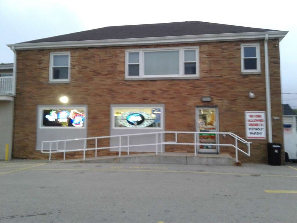 Layton Beer & Liquor | 2008 W Layton Ave #2703, Milwaukee, WI 53221, USA | Phone: (414) 282-8181