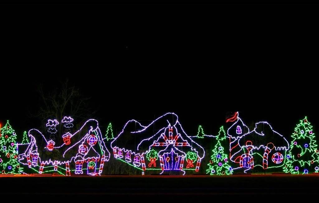 Butch Bandos Fantasy Of Lights | 3311 S Old State Rd, Delaware, OH 43015, USA | Phone: (614) 412-3499