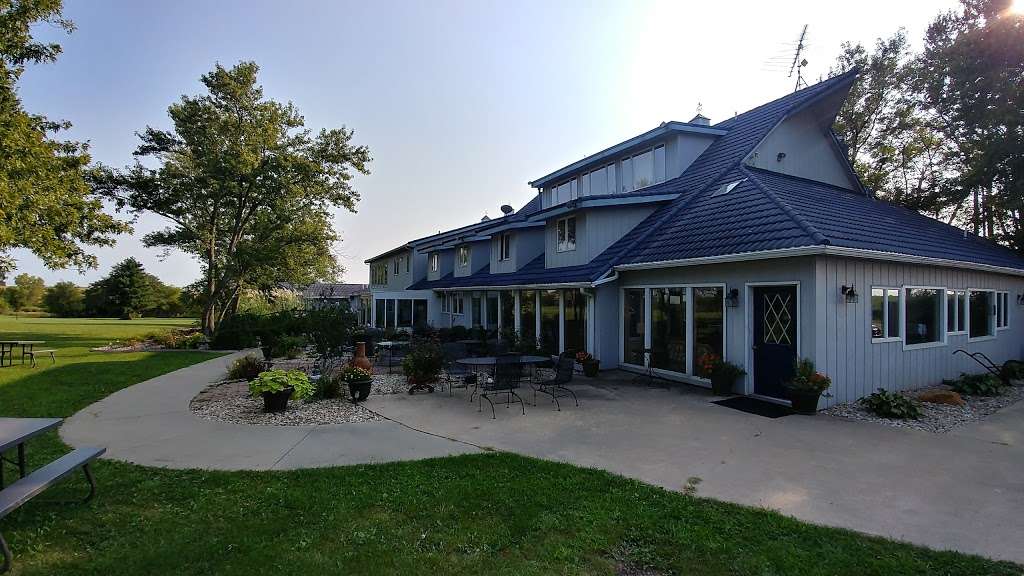 Barn-Bed & Breakfast Inn | 14910 Blue Mound Rd, Valley Falls, KS 66088, USA | Phone: (785) 945-3225