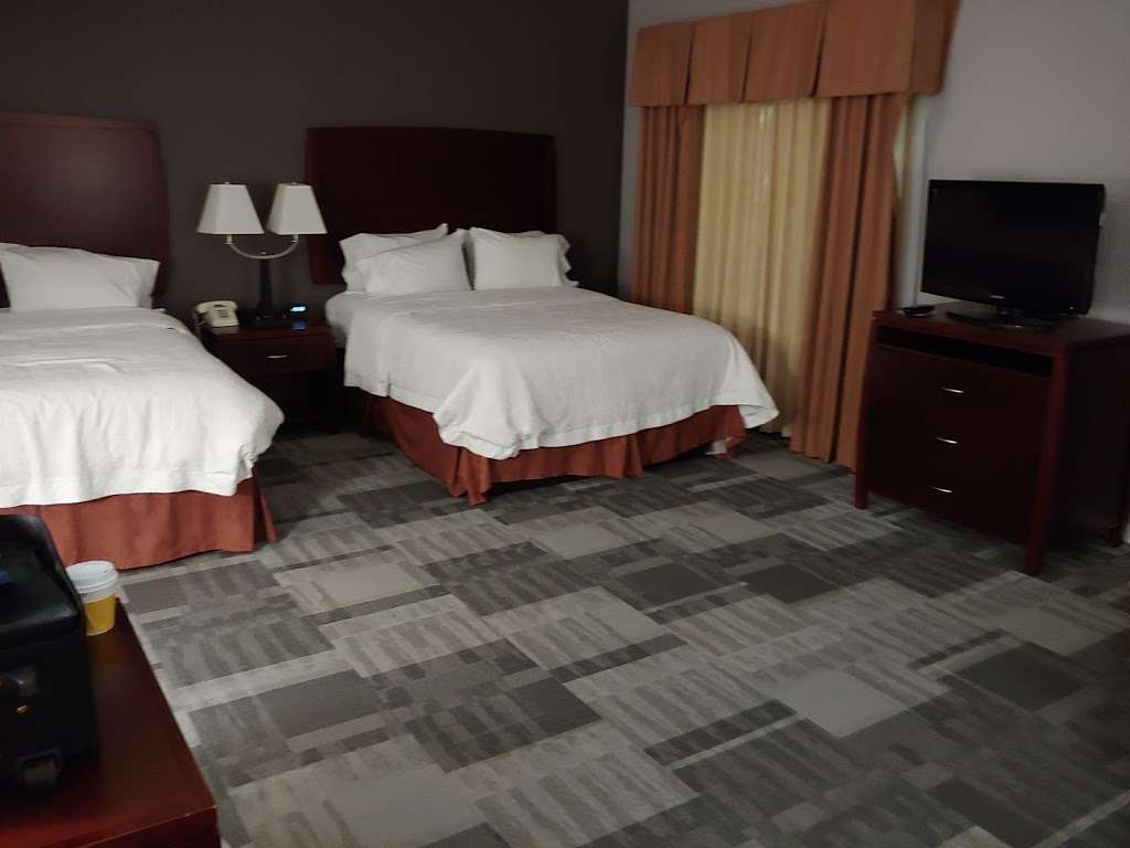 Hampton Inn & Suites Indianapolis/Brownsburg | 41 Maplehurst Dr, Brownsburg, IN 46112 | Phone: (317) 852-5800