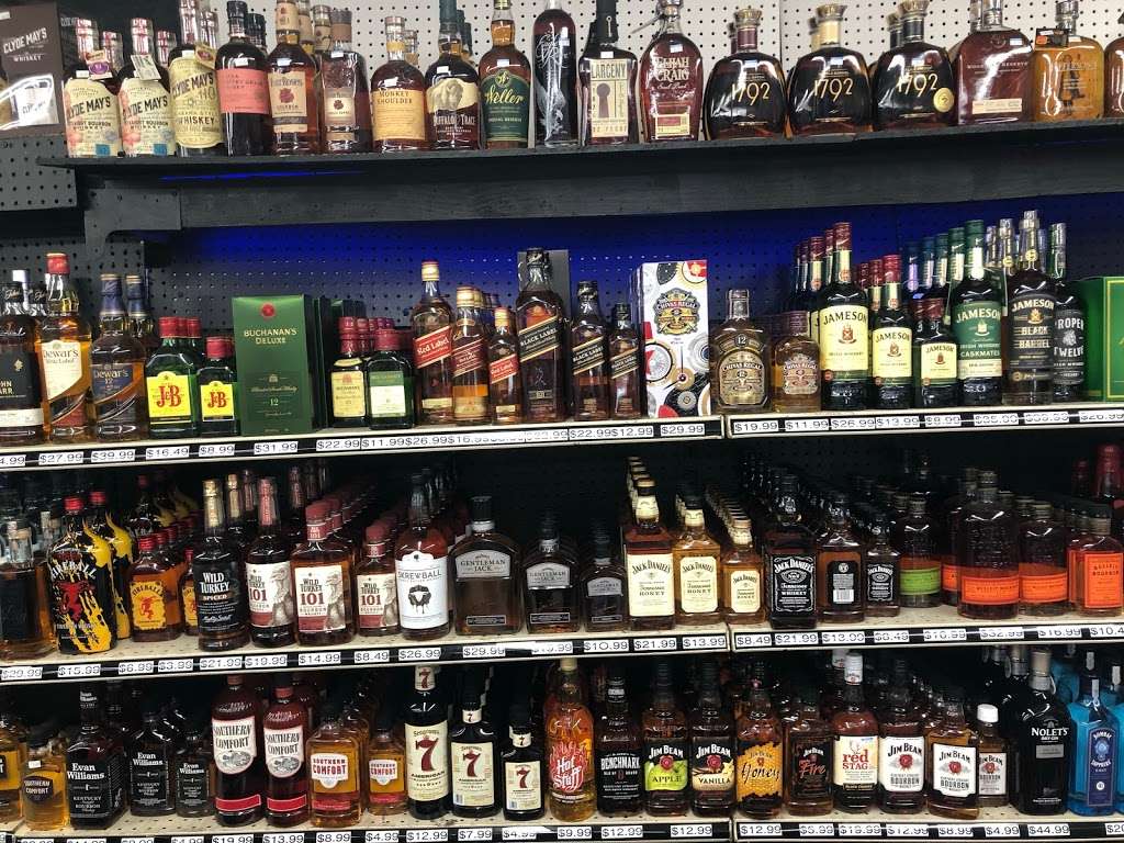 Nestor Liquor | 1134 Hollister St, San Diego, CA 92154, USA | Phone: (619) 423-3378