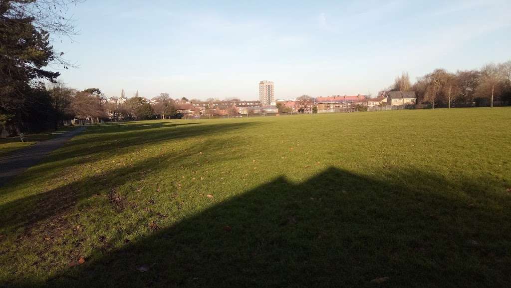 Kings Meadow Playing Fields | 86 Milk St, Bromley BR1 5AD, UK