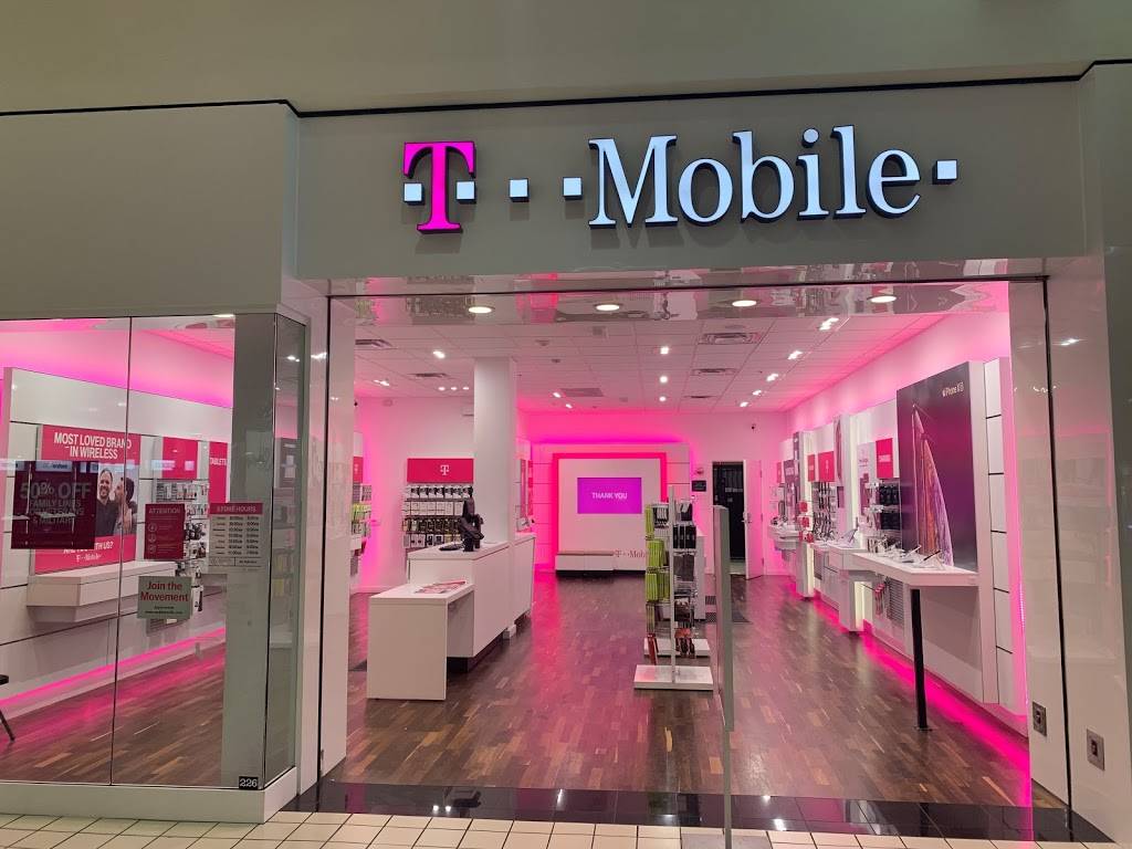 T-Mobile | 3200 Naglee Rd #226, Tracy, CA 95304 | Phone: (209) 835-2302