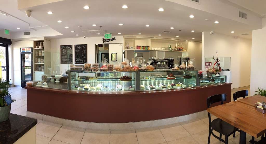 Pascal Patisserie & Cafe | 21040 A Victory Blvd, Woodland Hills, CA 91367, USA | Phone: (818) 712-9375