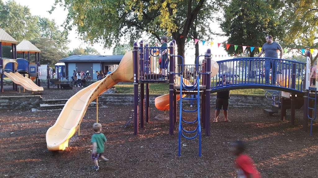 Community Park | Carol Stream, IL 60188, USA | Phone: (630) 784-6100