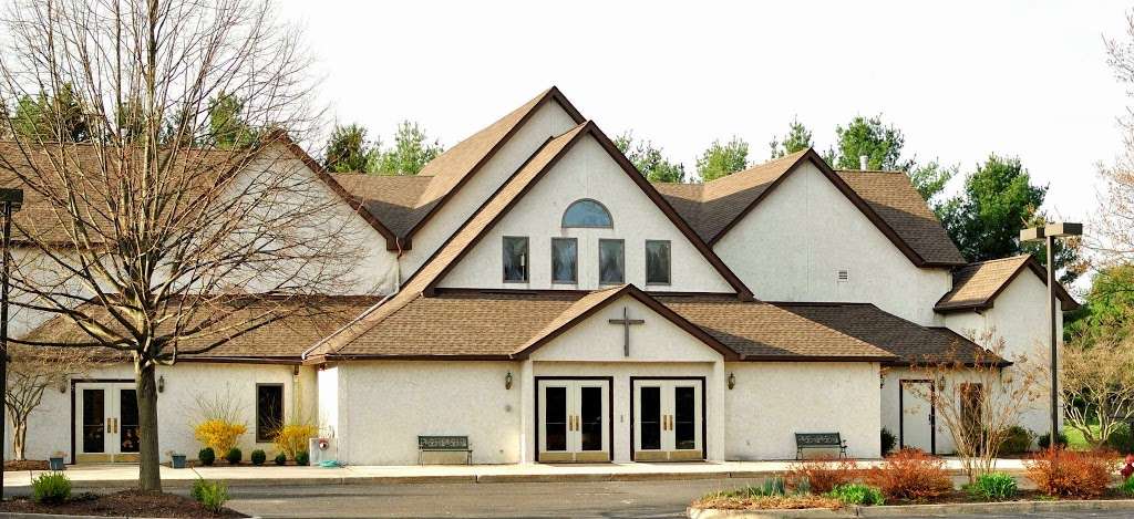 Windsor Chapel | 401 Village Rd E, Princeton Junction, NJ 08550, USA | Phone: (609) 799-2559