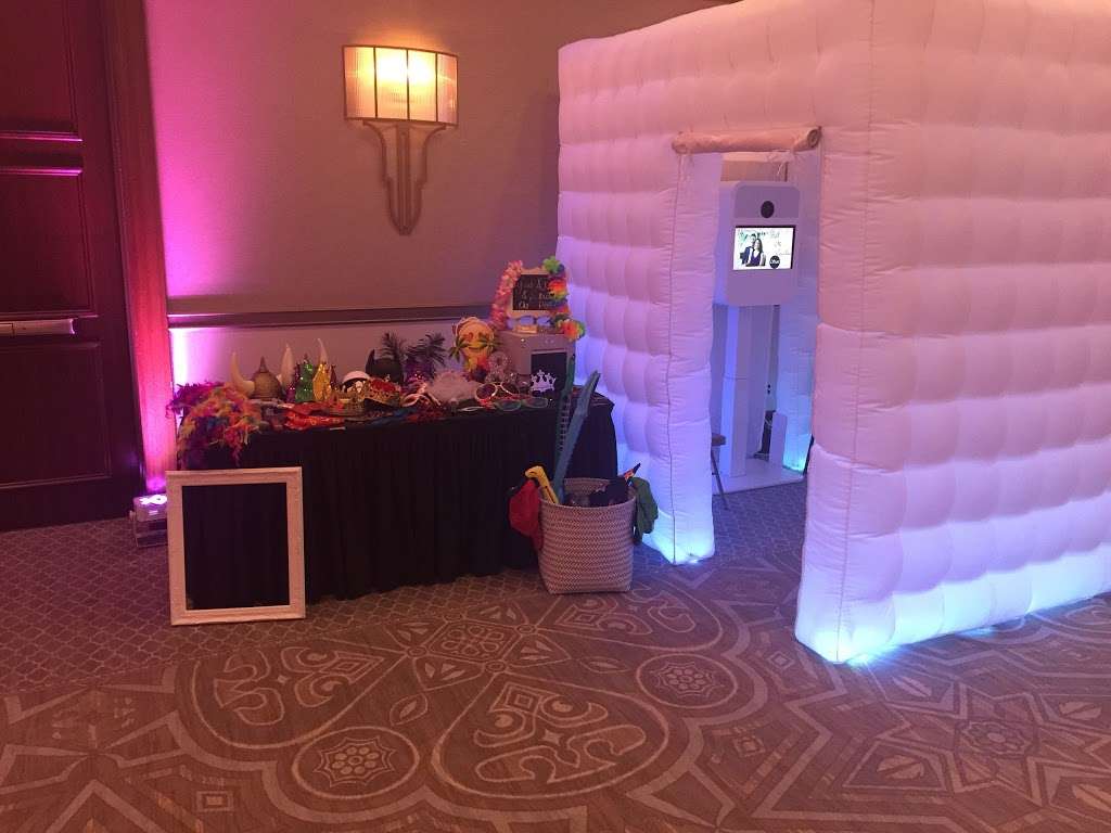 Instant Memories Photo booth Rentals | 1450 E Mette Ct, Kissimmee, FL 34744, USA | Phone: (407) 818-6777