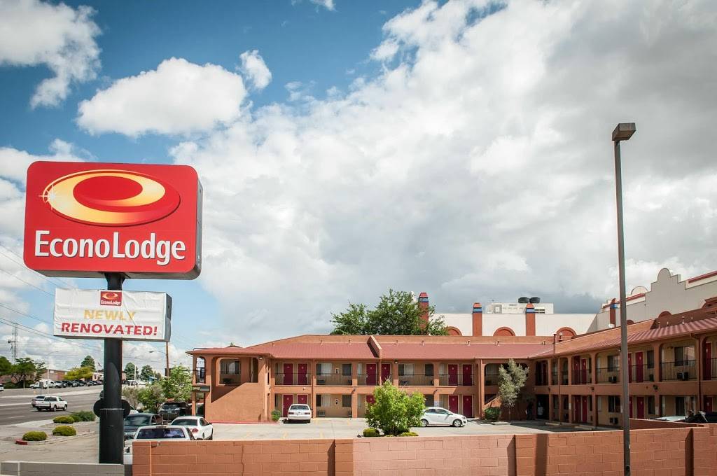 Econo Lodge Midtown | 2412 Carlisle Blvd NE, Albuquerque, NM 87110, USA | Phone: (505) 880-0080