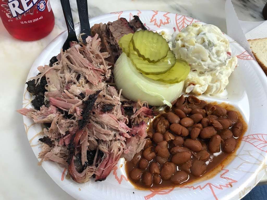 BBQLIFE By Chris | 902 S WW White Rd, San Antonio, TX 78220 | Phone: (210) 359-1511