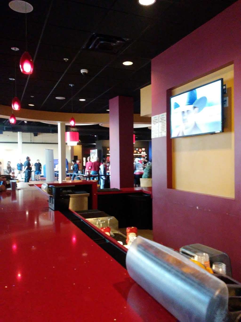 AMC DINE-IN Mesquite 30 | 19919 Lyndon B Johnson Fwy, Mesquite, TX 75149, USA | Phone: (972) 329-3992