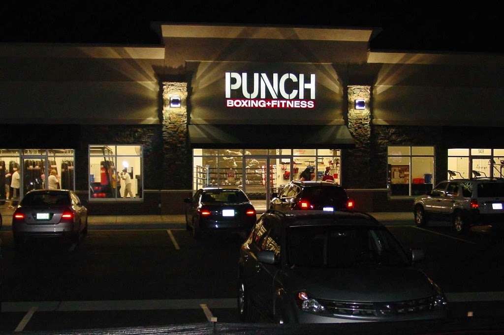 Punch Boxing + Fitness | 5437 Roberts St, Shawnee, KS 66226, USA | Phone: (913) 441-1070