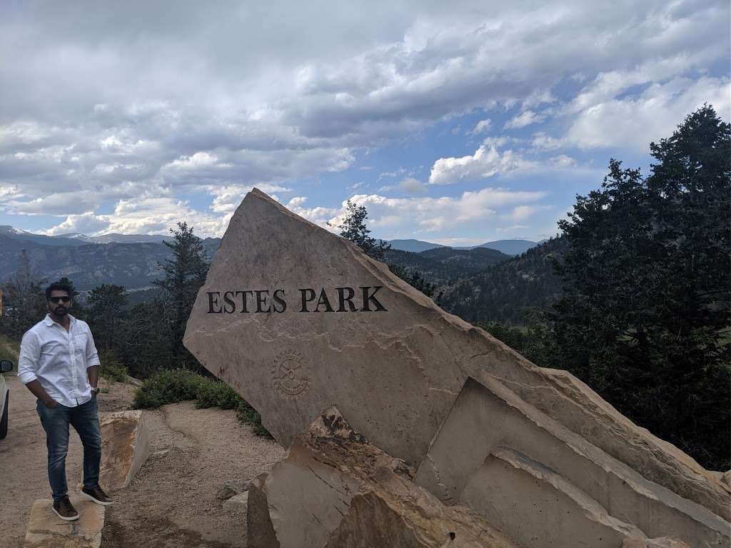 Hidden Valley Parking Area | 1045 Fall River Ct, Estes Park, CO 80517, USA