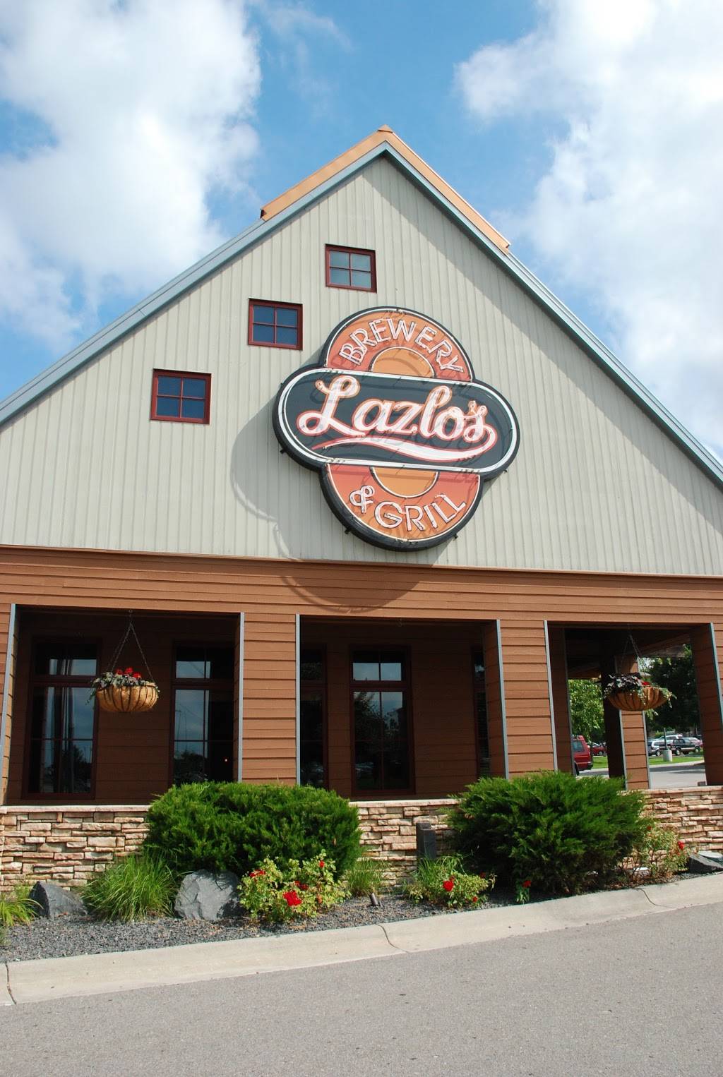 Lazlos Brewery & Grill - South | 5900 Old Cheney Rd, Lincoln, NE 68516, USA | Phone: (402) 323-8500