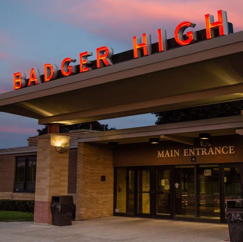 Badger High School | 220 E South St, Lake Geneva, WI 53147, USA | Phone: (262) 348-2000