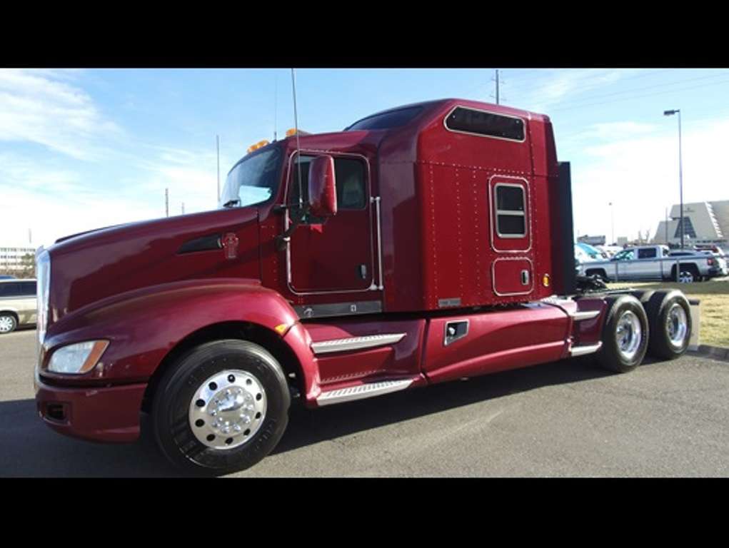 Semi-Truck Inventory | 11350 NW 81 St, Kansas City, MO 64152, USA | Phone: (816) 517-3333