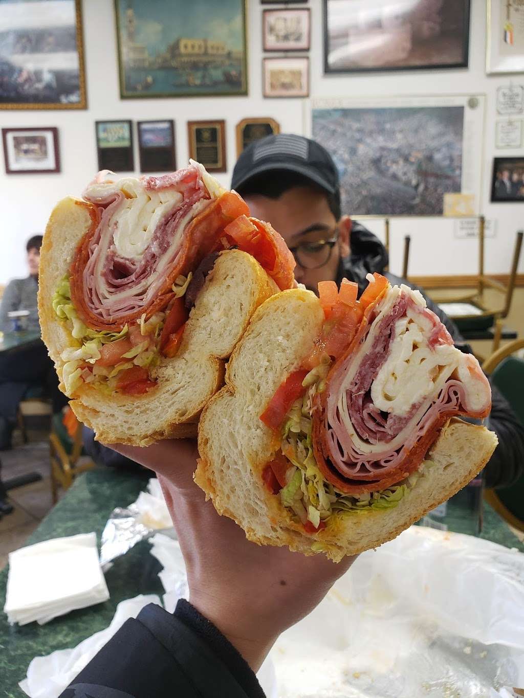 Tonys Beechhurst Deli | 11-18 154th St, Whitestone, NY 11357, USA | Phone: (718) 767-8222