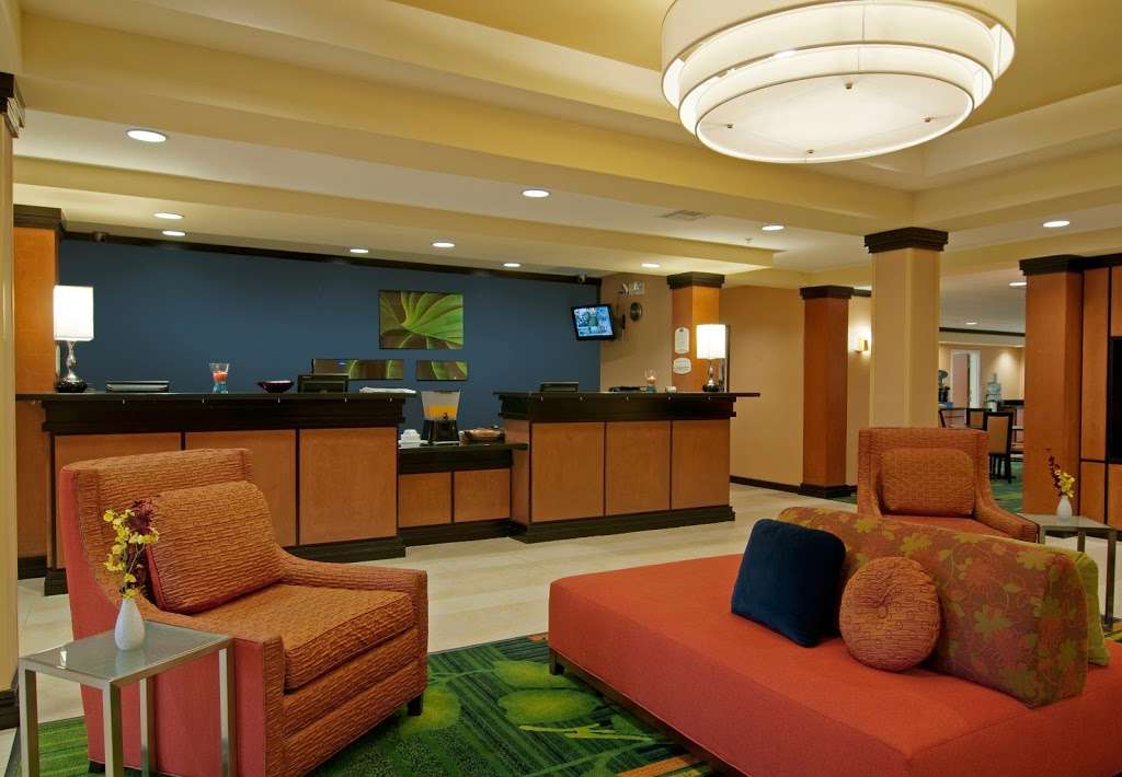 Fairfield Inn & Suites by Marriott Houston Channelview | 15822 E Freeway Service Rd, Channelview, TX 77530, USA | Phone: (281) 457-0000