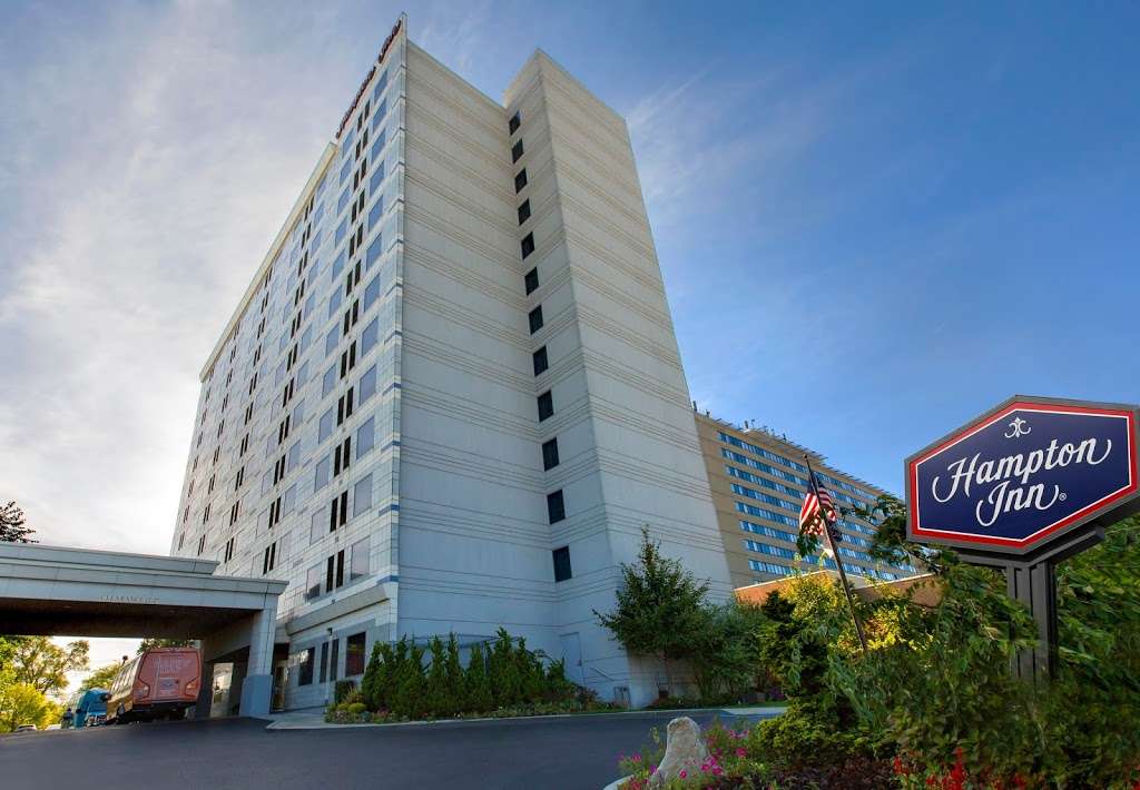 Hampton Inn NY-JFK | 144-10 135th Ave, Jamaica, NY 11436, USA | Phone: (718) 322-7500