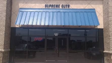 Supreme Cuts Barber Shop & Salon | 3920 Park Ave #103, Memphis, TN 38111, USA | Phone: (901) 767-0083