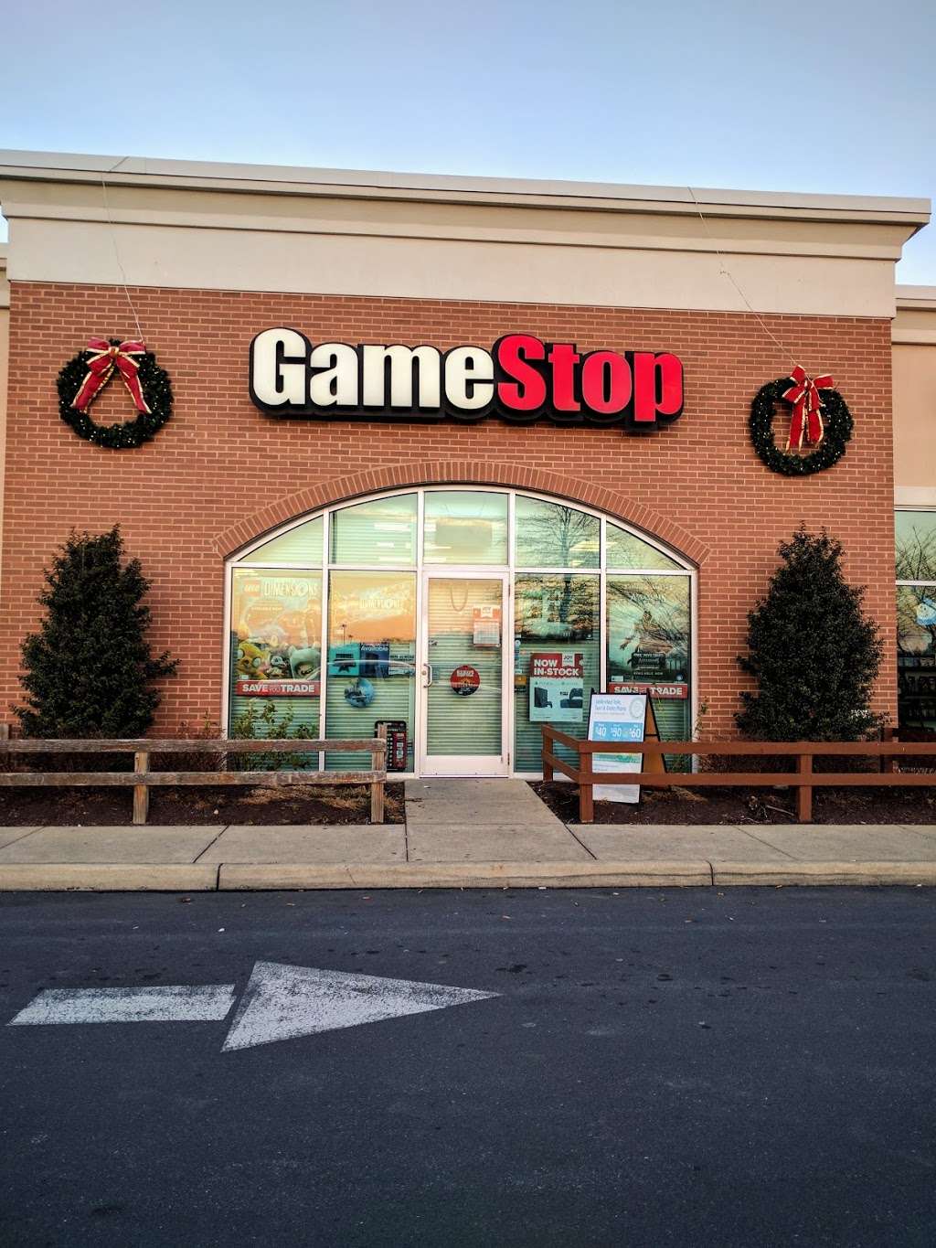 GameStop Prestige | 33-2 W Virginia Way, Ranson, WV 25438, USA | Phone: (304) 724-7380