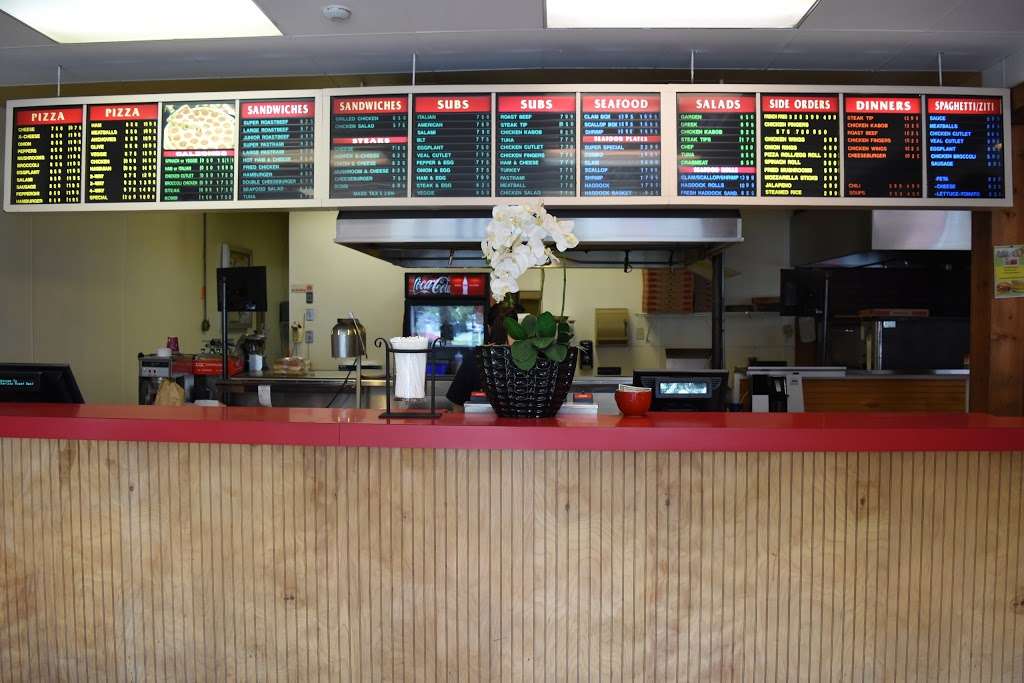 Charlies Roast Beef | 152 S Main St, Middleton, MA 01949, USA | Phone: (978) 777-5993