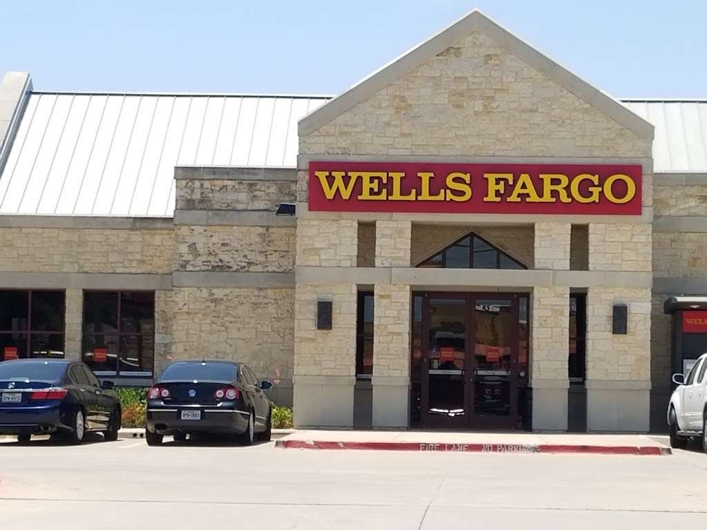 Wells Fargo Bank | 2400 E Plano Pkwy, Plano, TX 75074, USA | Phone: (972) 246-1100