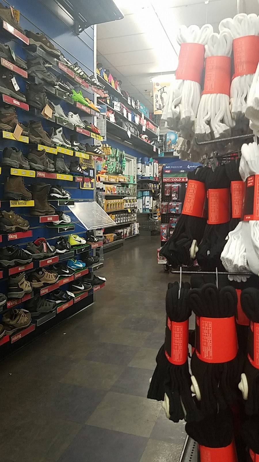 Big 5 Sporting Goods - Downey | 9100 Firestone Blvd, Downey, CA 90241 | Phone: (562) 861-8719