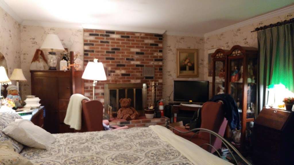 Bear House Bed and Breakfast | 1475 Copenhaffer Rd, Dover, PA 17315, USA | Phone: (717) 266-5253