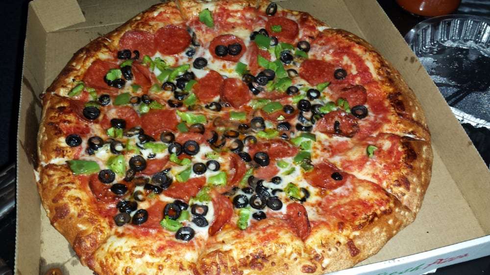 Mama Mias Pizza | 2616 Candlewood St, Lakewood, CA 90712, USA | Phone: (562) 531-3756