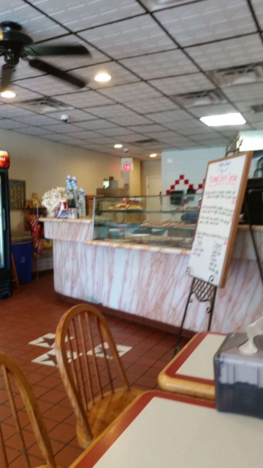 Red Star Pizza 3 Ewing N.J. | 608 Bear Tavern Rd, Ewing Township, NJ 08628, USA | Phone: (609) 406-1600