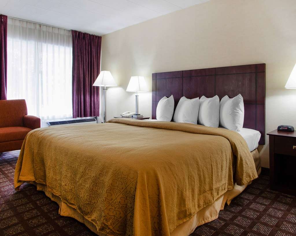 Quality Inn Pottstown | 61 W King St, Pottstown, PA 19464, USA | Phone: (610) 326-6700