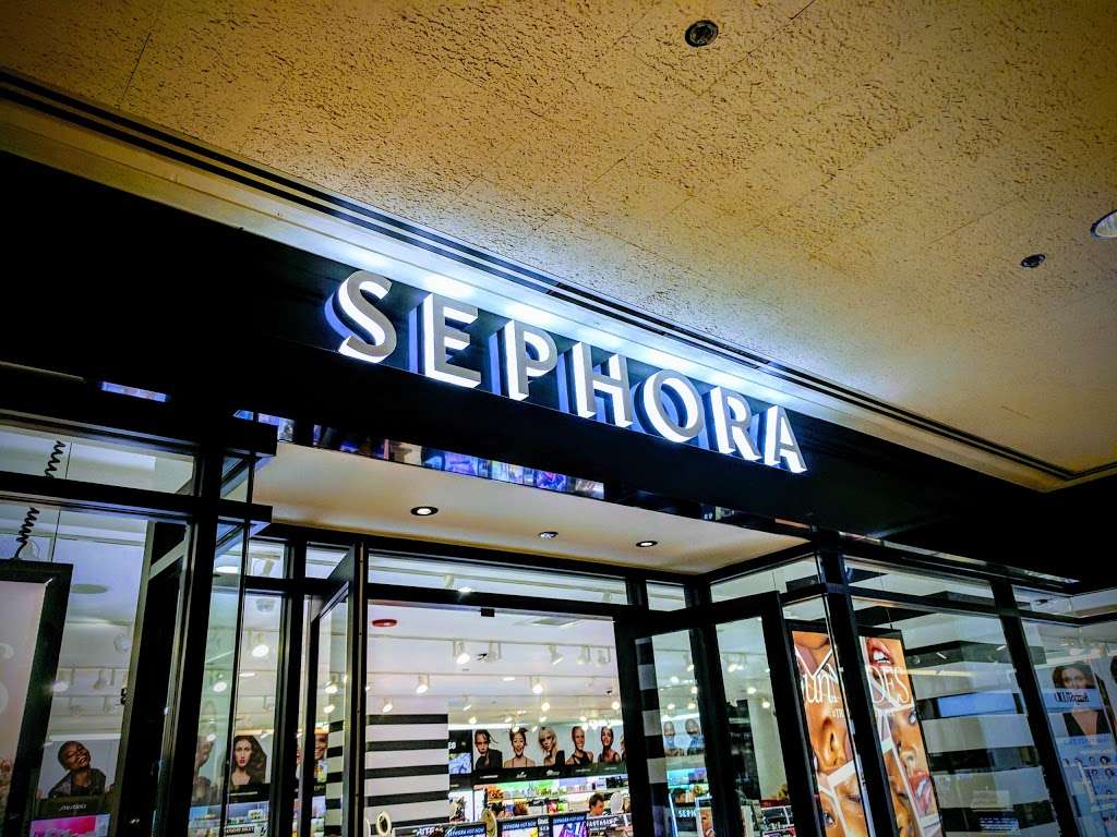 SEPHORA | 845 N Michigan Ave, Chicago, IL 60611 | Phone: (312) 335-9391