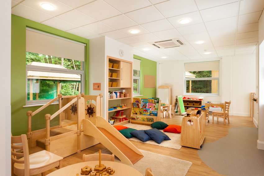 Bright Horizons Crawley Day Nursery and Preschool | Unit 4, Site A, Maidenbower Business Park, Crawley RH10 7NN, UK | Phone: 0330 057 4164