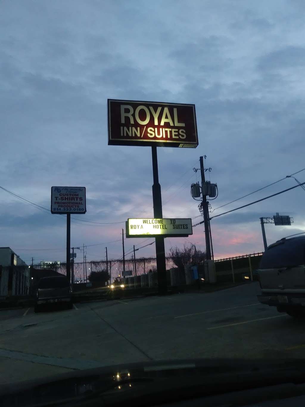 Royal Inn & Suites | 6950 Marvin D Love Fwy, Dallas, TX 75237 | Phone: (214) 330-6381