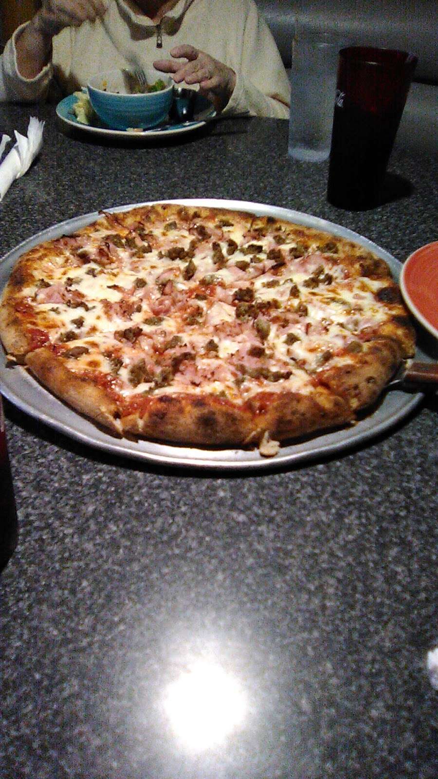 Pizza Place | 3942 Sierra Hwy #3, Acton, CA 93510 | Phone: (661) 269-0096