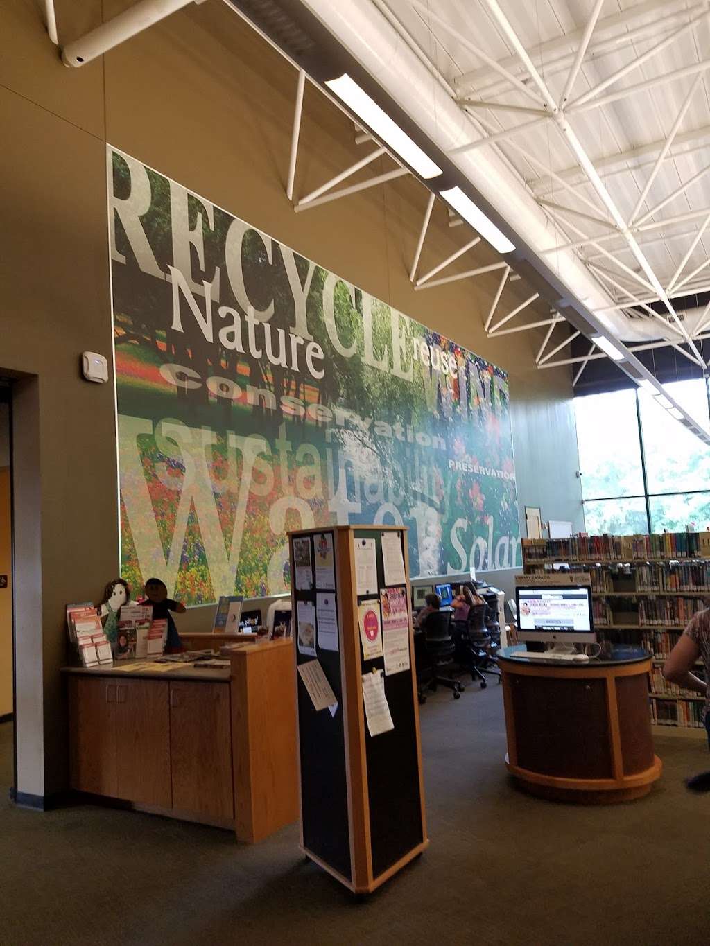 Julia Yates Semmes Library | 15060 Judson Rd, San Antonio, TX 78247, USA | Phone: (210) 207-9110