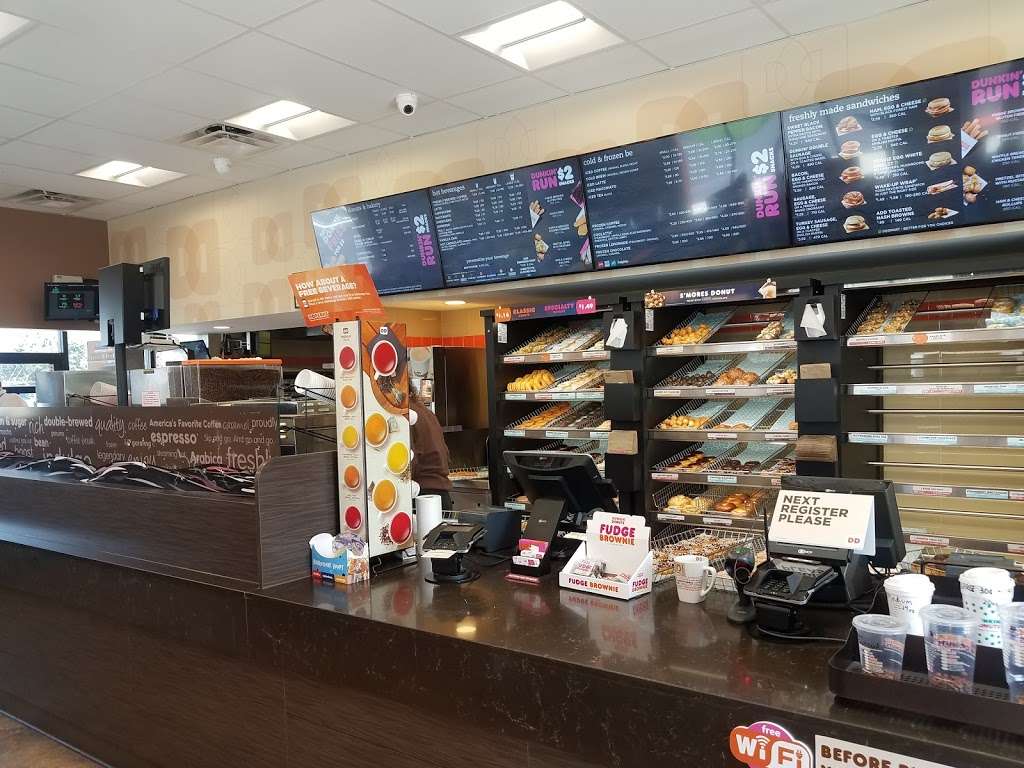 Dunkin Donuts | 60 Farmers Dr, Fleetwood, PA 19522, USA | Phone: (484) 575-8814