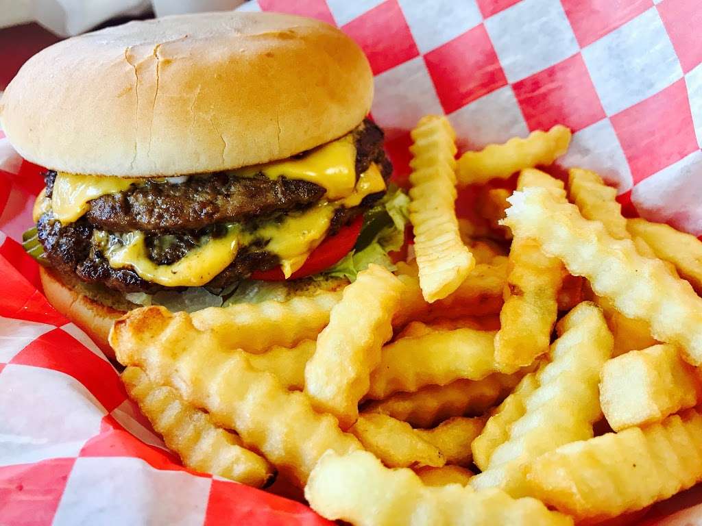 Malt-N-Burger | 25330 Hwy 6, Alvin, TX 77511 | Phone: (281) 331-7955