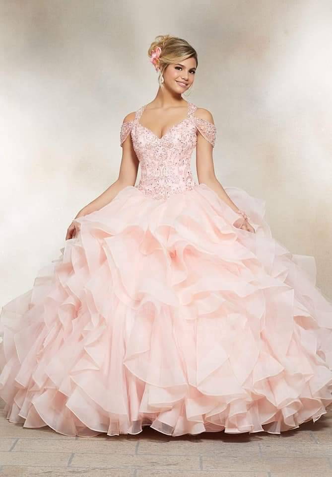 Bodas y quinceañera Boutique | 10202 E Washington St, Indianapolis, IN 46229 | Phone: (317) 490-4317