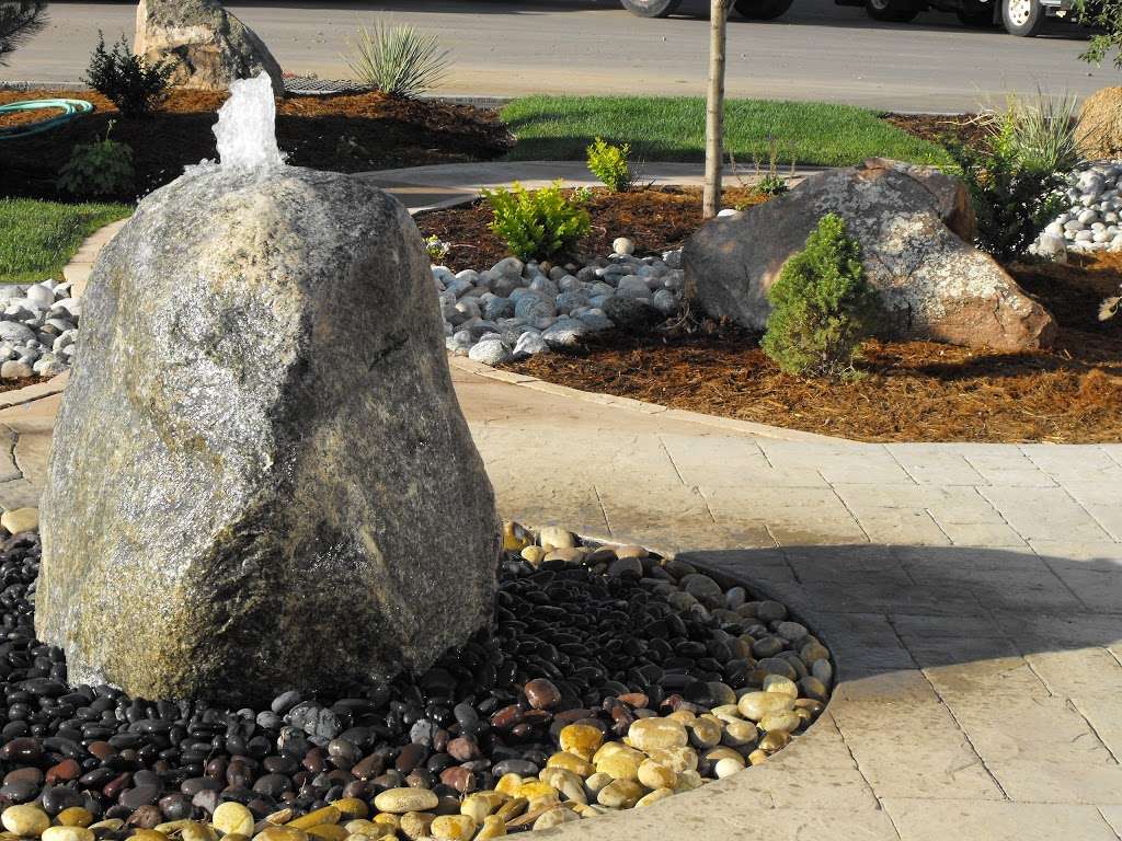 Pioneer Landscape Centers | 601 E Rogers Rd, Longmont, CO 80501, USA | Phone: (303) 776-6323