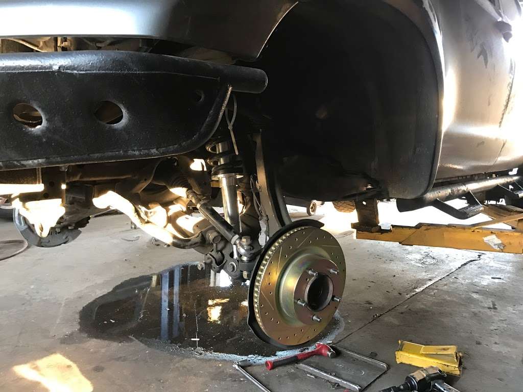 Bear Engine Auto Repair | 1621 S Hackberry, San Antonio, TX 78210 | Phone: (210) 531-9668