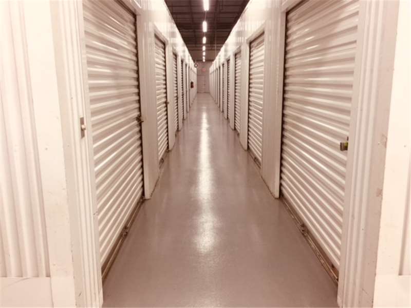 Extra Space Storage | 120 S Alexander Dr, Baytown, TX 77520 | Phone: (281) 420-3500