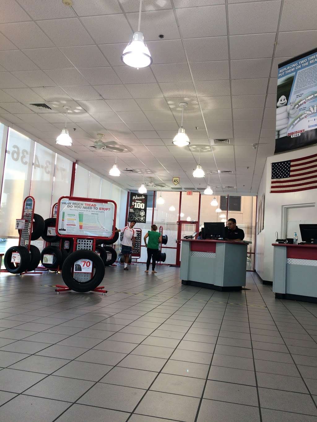 Discount Tire | 10331 Broadway St, Pearland, TX 77584, USA | Phone: (713) 436-6045