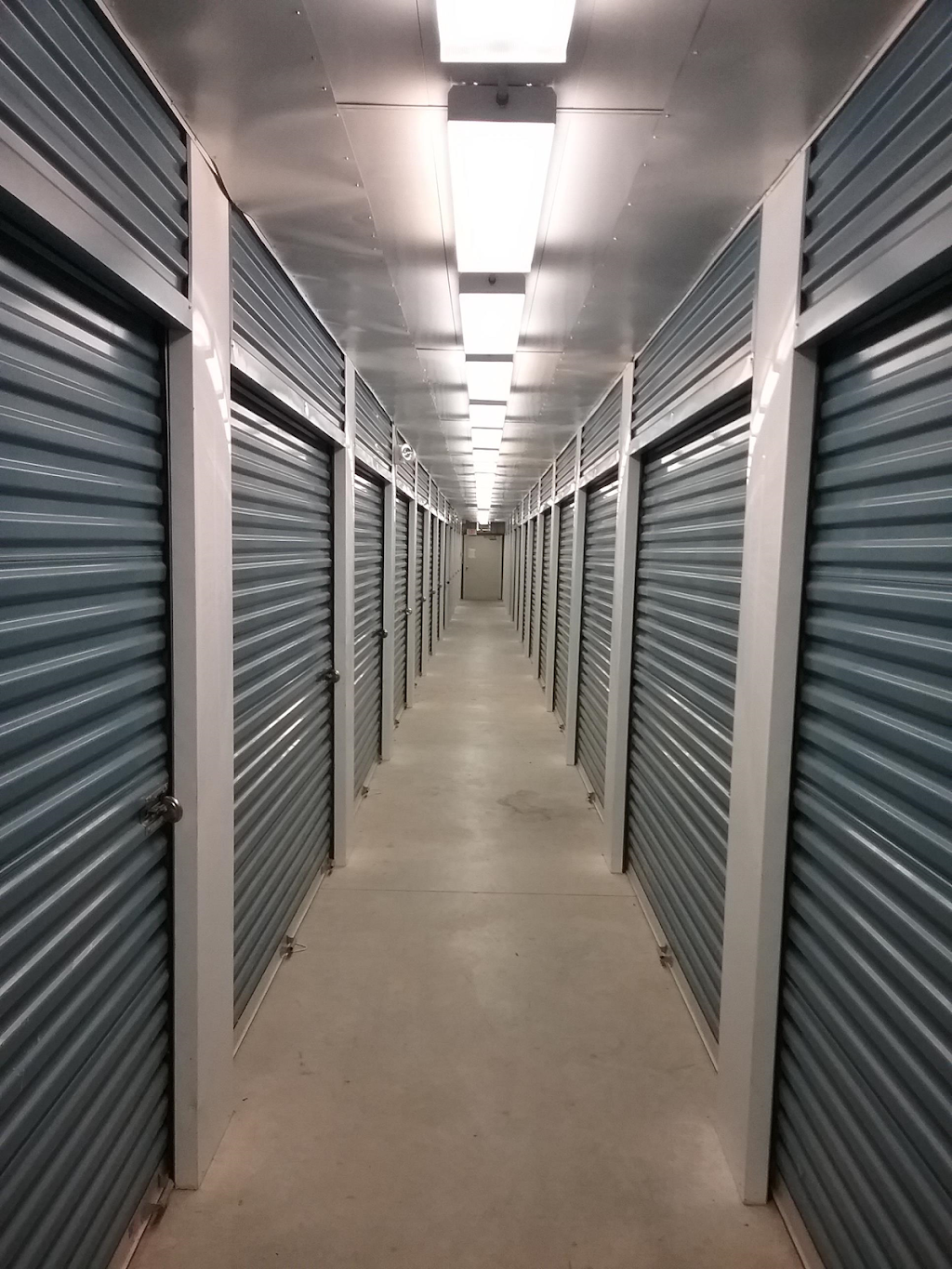 Armor Storage | 5655 N 71st St, Omaha, NE 68104, USA | Phone: (402) 572-7200