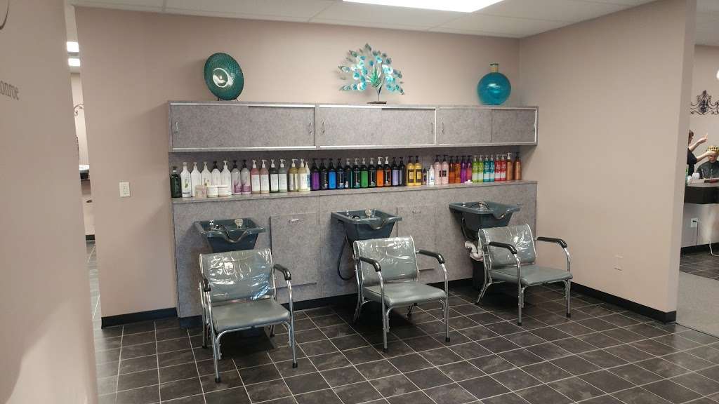 Nuvogue Hair & Tanning Studio | 1625 Buchanan Trail E, Waynesboro, PA 17268, USA | Phone: (717) 765-0558