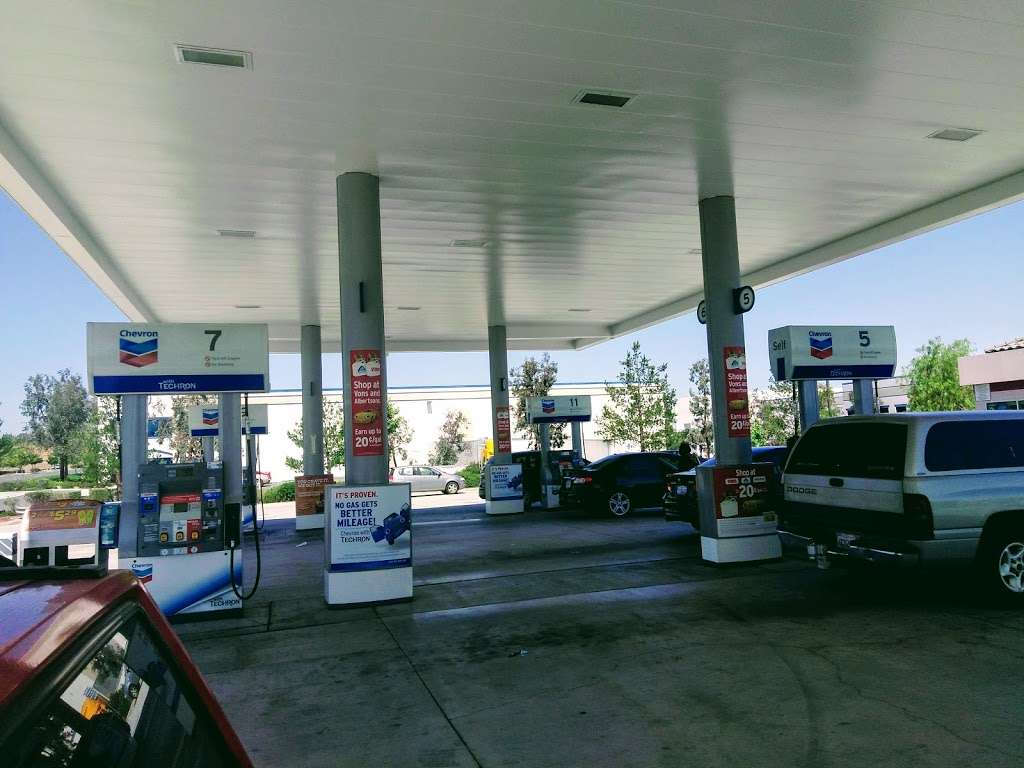 Chevron | 2200 E Alessandro Blvd, Riverside, CA 92508, USA | Phone: (951) 697-1613