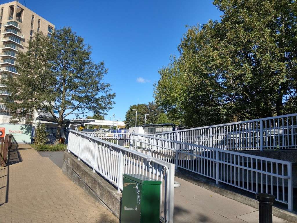 Kidbrooke Station (Stop B) | London SE3 9PL, UK